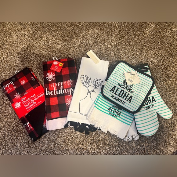 NWT kitchen bundle! - Picture 1 of 3